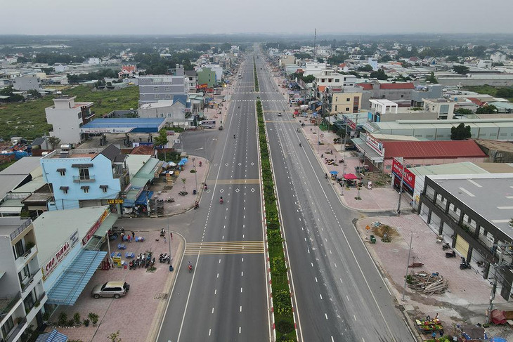 Đường 319 được nâng cấp, chuẩn bị thông tuyến với cao tốc TPHCM - Long Thành - Dầu Giây