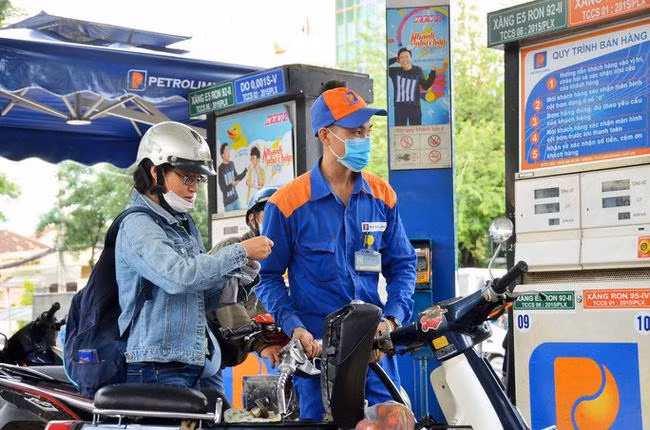 Giá xăng, dầu ngày 11/1 có thể tăng tiếp