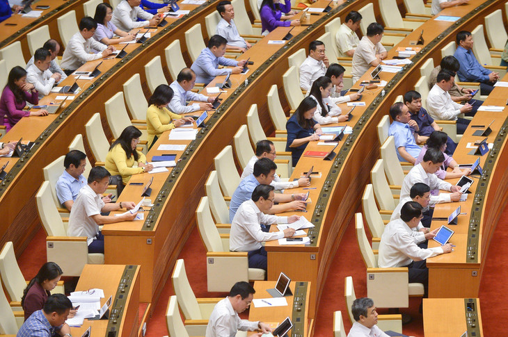 Tại phiên thảo luận đã có 50 đại biểu phát biểu, 6 đại biểu tranh luận Tại phiên thảo luận đã có 50 đại biểu phát biểu, 6 đại biểu tranh luận