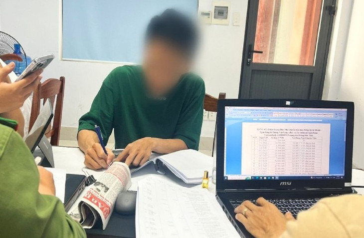 Đối tượng H.Đ.N tại cơ quan điều tra Đối tượng H.Đ.N tại cơ quan điều tra