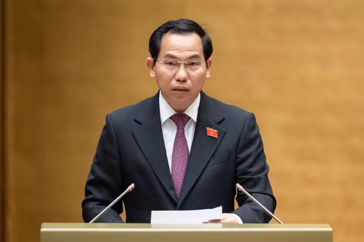 Chủ nhiệm Ủy ban Tài chính – Ngân sách của Quốc Hội Lê Quang Mạnh trình bày Báo cáo của Ủy ban Thường vụ Quốc hội tiếp thu, giải trình, chỉnh lý Dự án Luật Giá (sửa đổi)