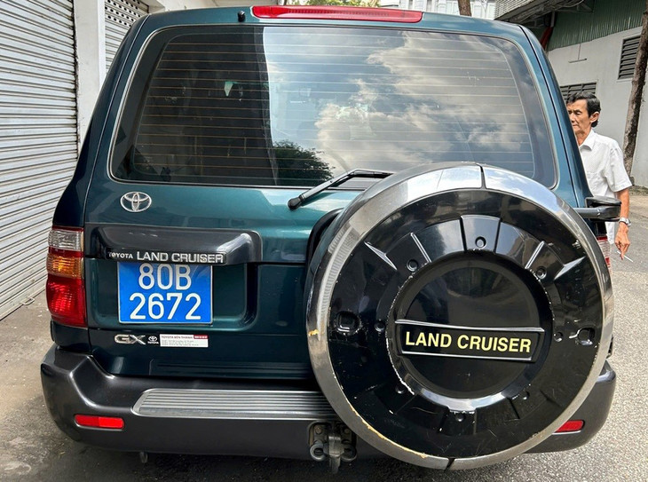 Một trong 4 xe ô tô Land Cruiser vừa đấu giá thành công Một trong 4 xe ô tô Land Cruiser vừa đấu giá thành công