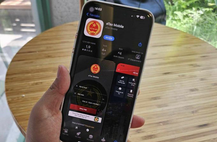 Người dân tải ứng dụng eTax của Tổng cục Thuế, để tra cứu thông tin nộp, hoàn thuế Người dân tải ứng dụng eTax của Tổng cục Thuế, để tra cứu thông tin nộp, hoàn thuế