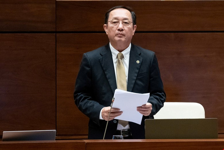 Bộ trưởng Bộ Khoa học và Công nghệ Huỳnh Thành Đạt phát biểu giải trình, làm rõ một số vấn đề đại biểu Quốc hội nêu