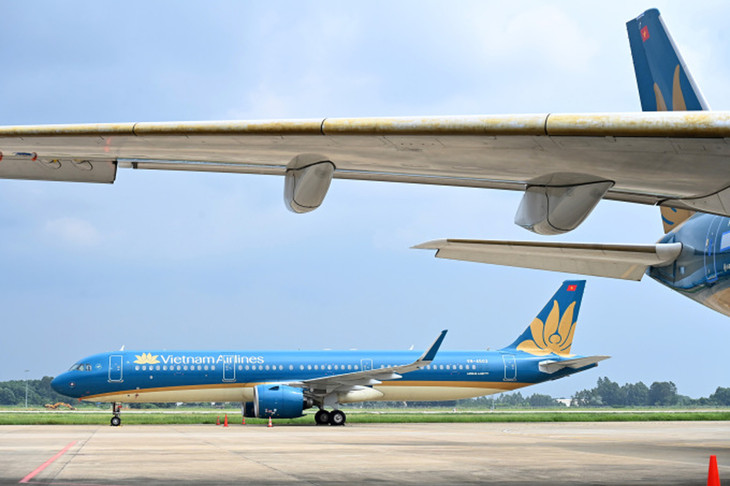 Máy bay tại sân bay Tân Sơn Nhất