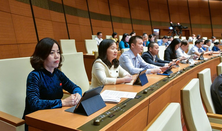 Các đại biểu tham dự phiên họp