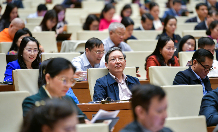 Các đại biểu tham dự cuộc họp