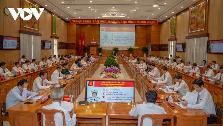 Ban Chấp hành Đảng bộ tỉnh Đồng Tháp khóa mới họp phiên thứ nhất. Ban Chấp hành Đảng bộ tỉnh Đồng Tháp khóa mới họp phiên thứ nhất.