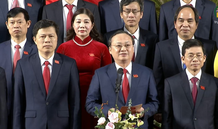 Bí thư Tỉnh ủy Hưng Yên khóa XIX thay mặt Ban Thường vụ Tỉnh ủy cảm ơn sự tin tưởng của Đại hội