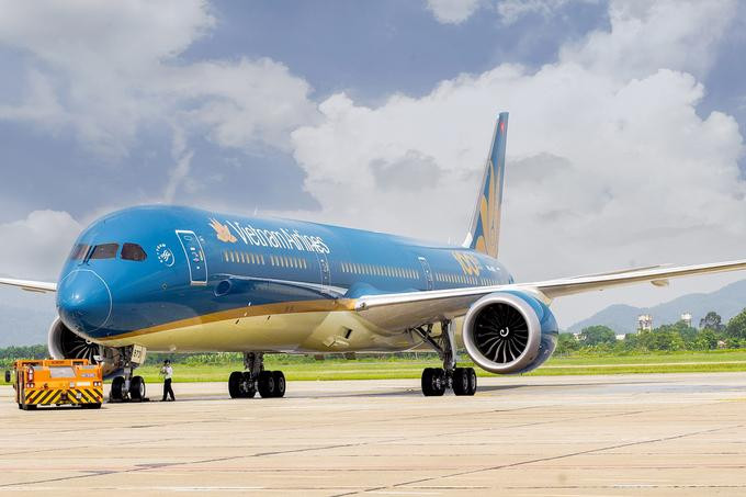 Sau thời gian dài ngừng khai thác do dịch bệnh, các đường bay quốc tế thường lệ của Vietnam Airlines bắt đầu được nối lại từ 1/4