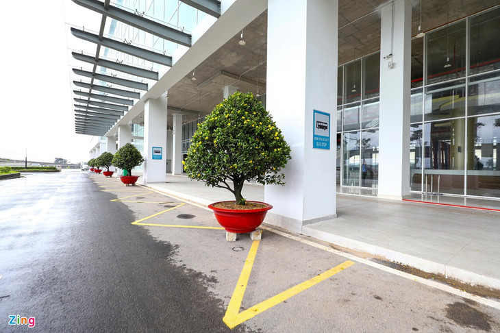 Ngày 7/10, Bến xe Miền Đông mới vận hành thử các khâu tổ chức, giải quyết xe ra vào bến, hệ thống thông tin và hệ thống an ninh...