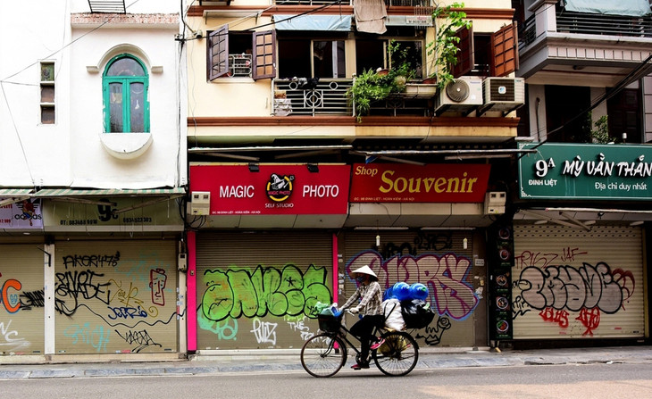 Hàng quán tại Hà Nội đóng cửa trong giãn cách xã hội
