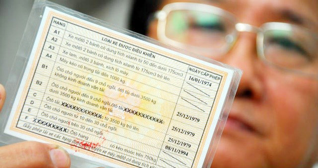 Chốt trình Quốc hội chuyển quản lý giấy phép lái xe sang Bộ Công an Chốt trình Quốc hội chuyển quản lý giấy phép lái xe sang Bộ Công an
