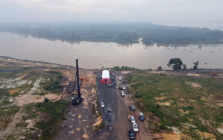 Khu vực xây cầu Vàm Cái Sứt bắc qua sông Buông