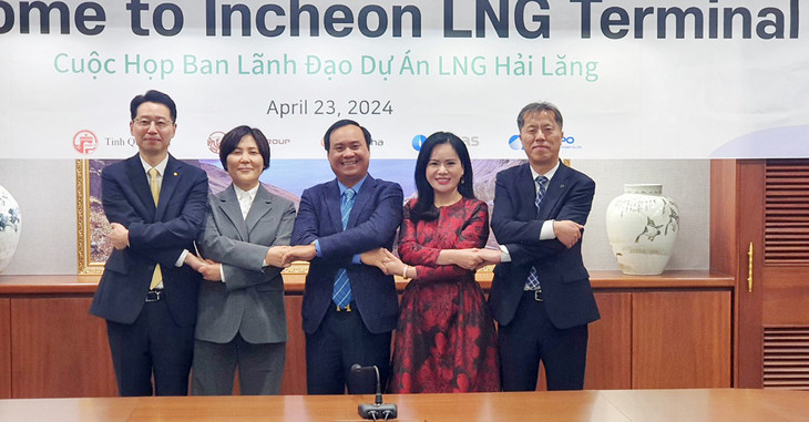 Lãnh đạo tỉnh Quảng Trị làm việc với liên danh nhà đầu tư T&amp;T Group, Hanwha, KOGAS, KOSPO về việc đẩy nhanh tiến độ dự án LNG Hải Lăng, giai đoạn 1 - 1.500 MW