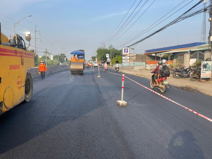 Việc dùng nhân sự có bằng cấp, chứng chỉ giả tham gia đấu thầu là “lỗi” vô tình, làm mất cơ hội việc làm tại một số gói thầu của các nhà thầu. Ảnh: Bích Thảo