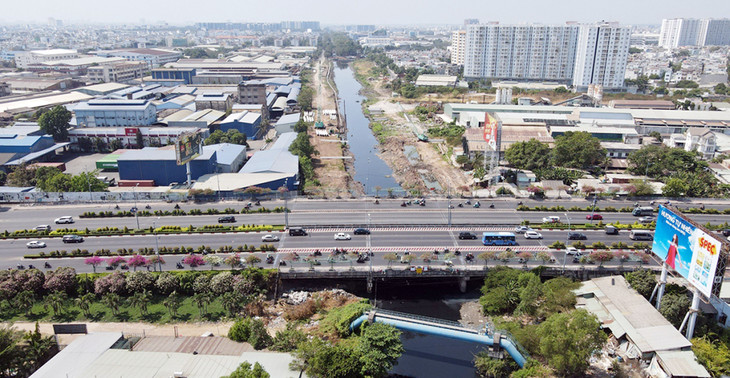 Gói thầu số 6 đoạn qua cầu Tham Lương, do Công ty Thuận An đảm nhận một phần việc Gói thầu số 6 đoạn qua cầu Tham Lương, do Công ty Thuận An đảm nhận một phần việc