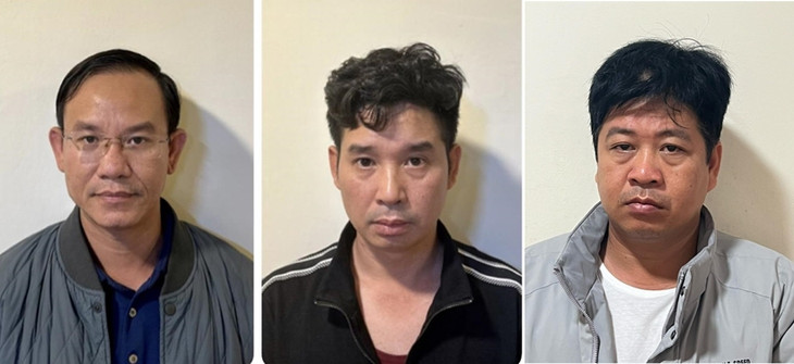 Các bị can (từ trái qua): Lê Quốc Đạt, Phạm Ngọc Cương, Đặng Trung Hoành.