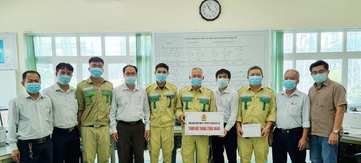 Công đoàn EVNNPT thăm lực lượng vận hành trạm 220kV Đông Hà