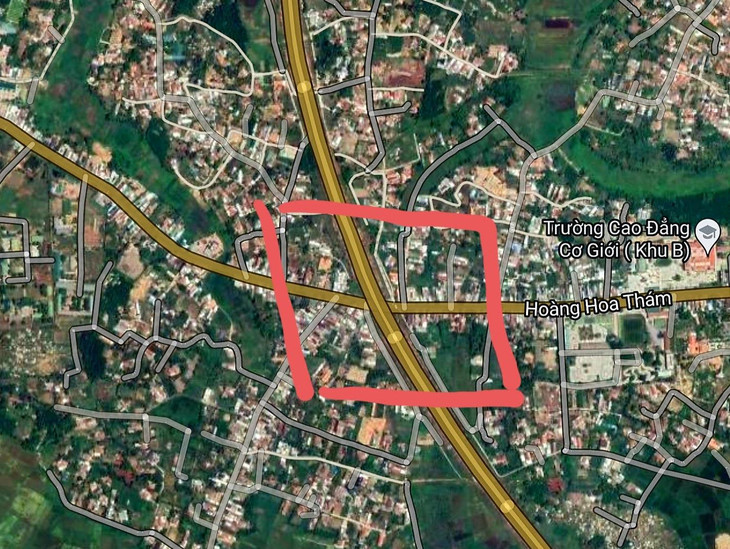 Nút trực giao tuyến cao tốc Đà Nẵng-Quảng Ngãi và ĐT623B mà Quảng Ngãi đang đề xuất Ban 2 điều chỉnh vì mật độ nhà dân ở hiện nay đang dày đặc