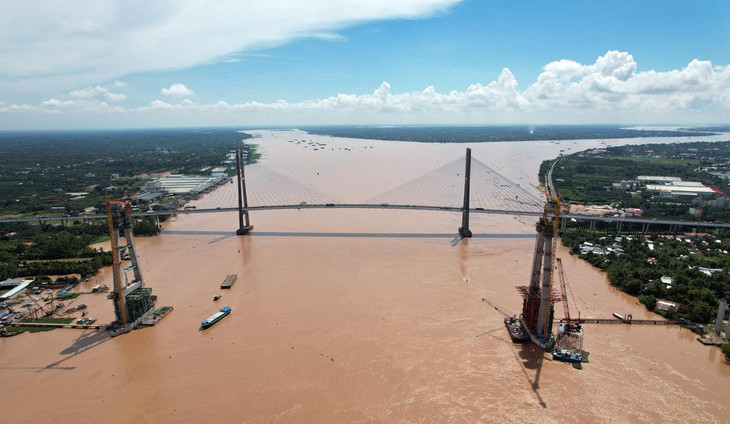 Dự án Cầu Mỹ Thuận 2 bắc qua sông Tiền, nối tỉnh Tiền Giang và Vĩnh Long với tổng chiều dài 6,61 km