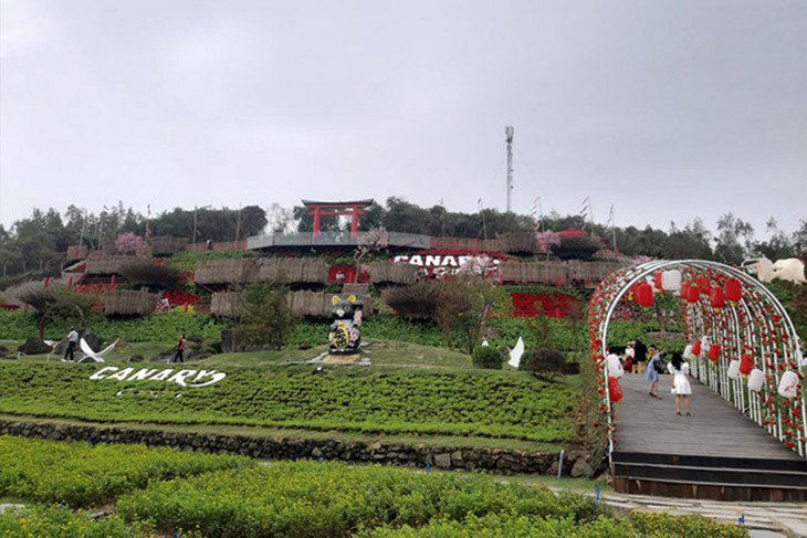 Một cơ sở kinh doanh vi phạm trật tự xây dựng mọc lên từ đầu năm 2023 trên địa bàn huyện Tuy An, tỉnh Phú Yên Một cơ sở kinh doanh vi phạm trật tự xây dựng mọc lên từ đầu năm 2023 trên địa bàn huyện Tuy An, tỉnh Phú Yên