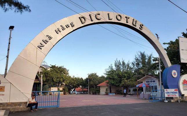 Theo quy định, mỗi năm doanh nghiệp phải nộp gần 1,7 tỷ đồng tiền thuê đất vào ngân sách. Cuối năm 1997, UBND tỉnh Bà Rịa-Vũng Tàu cấp giấy chứng nhận quyền sử dụng khu đất này cho Công ty Đầu tư xây lắp Bà Rịa - Vũng Tàu