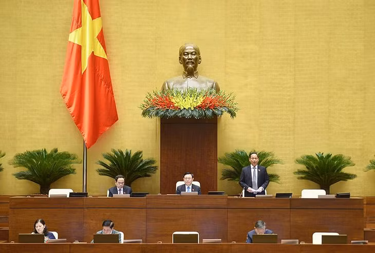 Thượng tướng Trần Quang Phương - Phó Chủ tịch Quốc hội điều hành Phiên họp