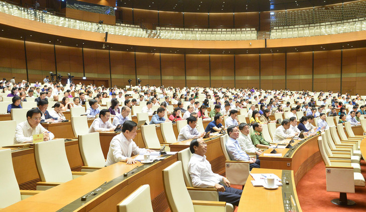 Các đại biểu Quốc hội tham dự phiên thảo luận