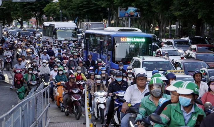Tình trạng kẹt xe thường xuyên xảy ra tại TP.HCM