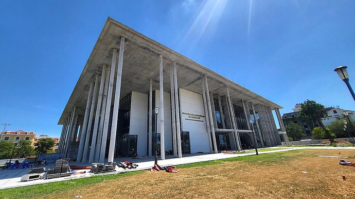 Trung tâm Hội nghị tỉnh Quảng Ngãi do Ban Quản lý dự án đầu tư xây dựng các công trình dân dụng và công nghiệp làm chủ đầu tư - một trong những điểm sáng giải ngân đầu tư công năm 2024 của Quảng Ngãi