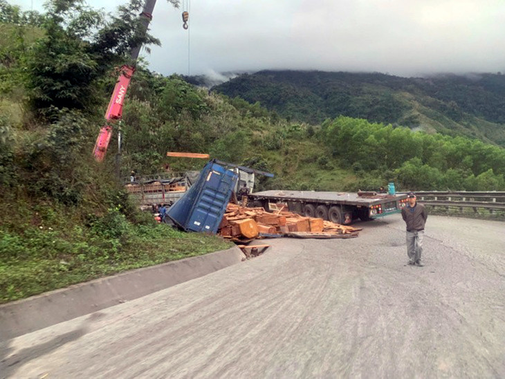 Quốc lộ 15D là điểm đen về tai nạn giao thông