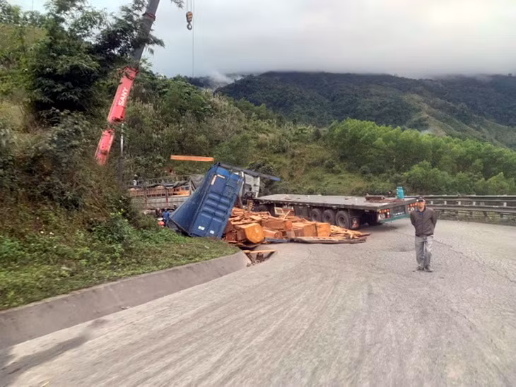 Quốc lộ 15D là điểm đen về tai nạn giao thông