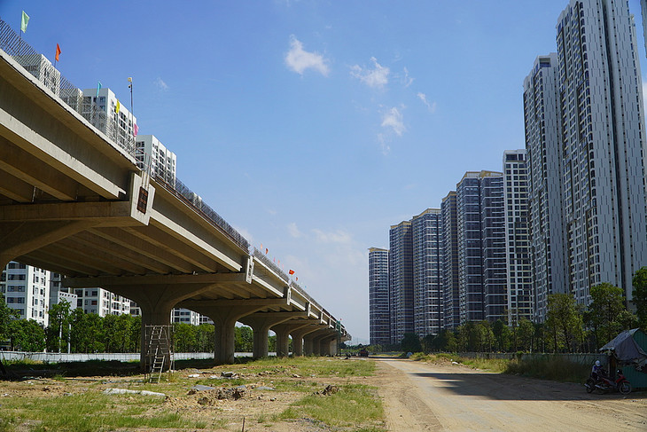 Một đoạn cầu cạn của Vành đai 3 qua TP. Thủ Đức đã thành hình Một đoạn cầu cạn của Vành đai 3 qua TP. Thủ Đức đã thành hình