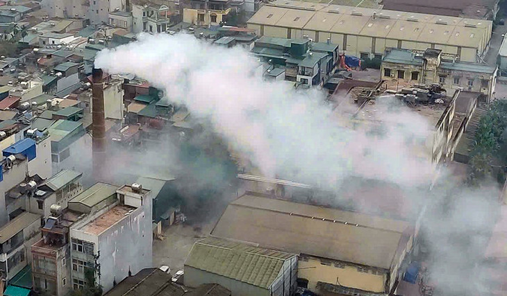 Công ty CP Dệt công nghiệp Hà Nội bị phản ánh xả khói gây ô nhiễm môi trường