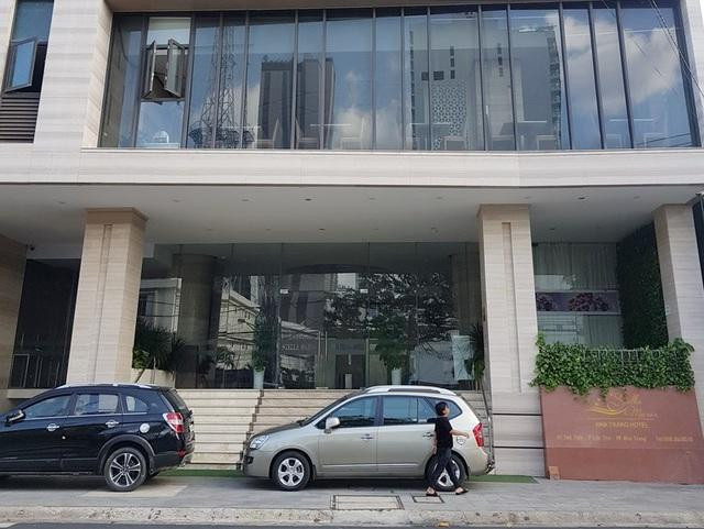 Không ít khách sạn ở Nha Trang đóng cửa cả năm nay vì dịch Covid-19 kéo dài đến năm thứ 2