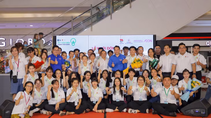 Tổ chức liên hoan “Tìm hiểu về sử dụng điện an toàn, tiết kiệm, hiệu quả” tại Bình Dương