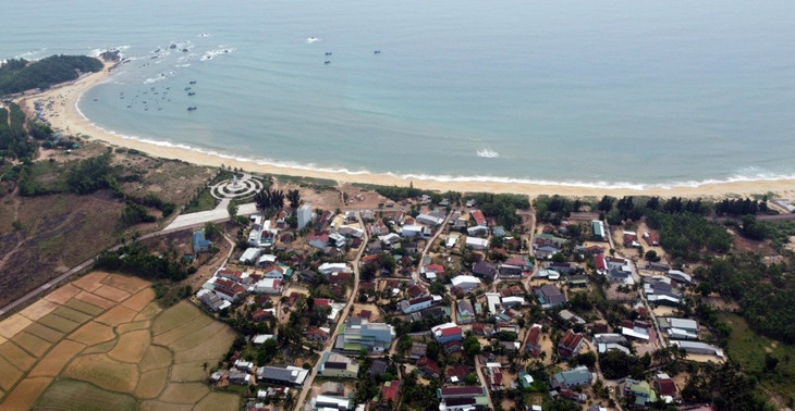 Thôn Lộ Diêu, nơi dự kiến đặt cảng và nhà máy thép Thôn Lộ Diêu, nơi dự kiến đặt cảng và nhà máy thép