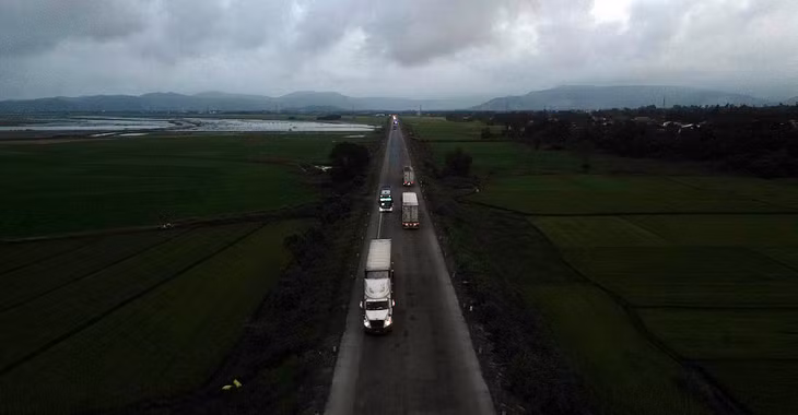 Đường tránh Quốc lộ 1 qua thị xã Đức Phổ không có đèn chiếu sáng