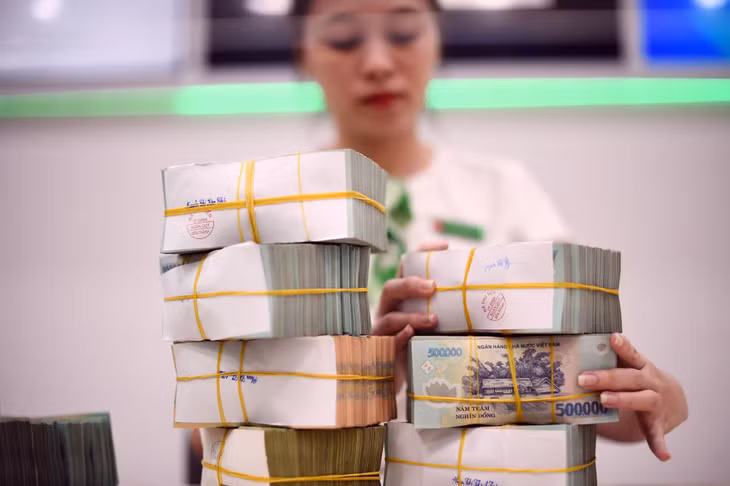 Các ngân hàng thương mại dự kiến giảm 0,3 - 0,5% lãi suất cho vay với tất cả khách hàng hiện hữu