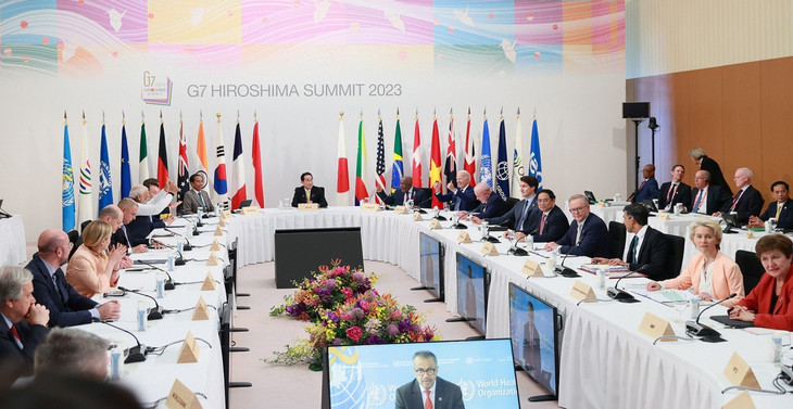 Thủ tướng Phạm Minh Chính và Trưởng đoàn Nhóm các nước công nghiệp phát triển (G7) mở rộng tham dự phiên thảo luận “Cùng hợp tác giải quyết đa khủng hoảng”