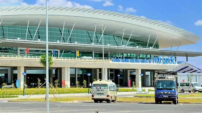 Tinh Kiên Giang đề nghị tạm dừng các chuyến bay từ TP.HCM đến Phú Quốc và ngược lại Tinh Kiên Giang đề nghị tạm dừng các chuyến bay từ TP.HCM đến Phú Quốc và ngược lại