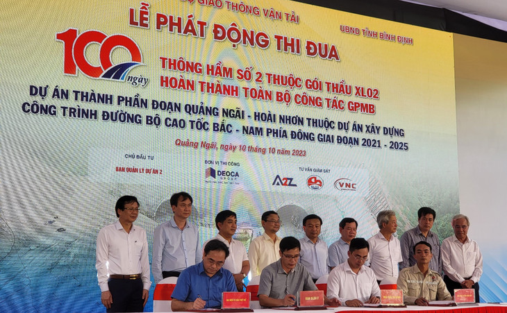 Chủ đầu tư, nhà thầu cam kết hoàn thành đợt thi đua cao điểm an toàn, chất lượng và vượt tiến độ