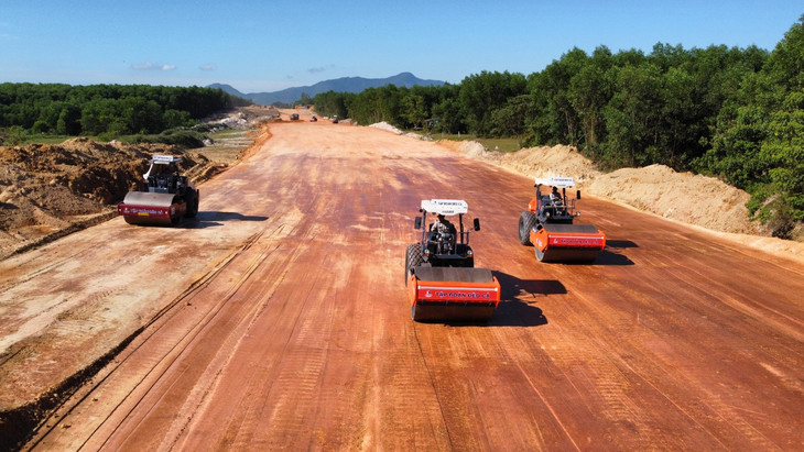 Dự án thành phần cao tốc Quảng Ngãi - Hoài Nhơn có chiều dài tuyến 88 km, trong đó đoạn qua địa phận tỉnh Quảng Ngãi dài 60,3 km