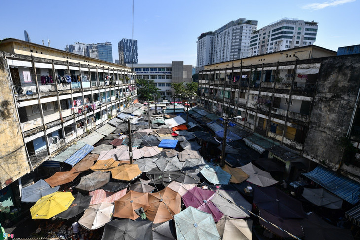 Chung cư Vĩnh Hội nằm trên đường Nguyễn Hữu Hào tại trung tâm Quận 4. Chung cư Vĩnh Hội nằm trên đường Nguyễn Hữu Hào tại trung tâm Quận 4.