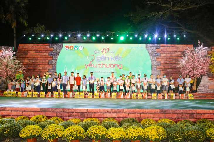 Hơn 10.000 phần quà sức khỏe đã được chương trình gửi gắm tới các hoàn cảnh khó khăn