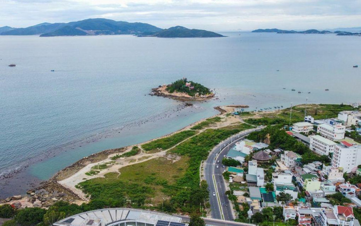 Dự án Nha Trang Sao có hàng loạt sai phạm và đã bị chính quyền tỉnh Khánh Hòa chấm dứt hoạt động, thu hồi giấy chứng nhận đầu tư