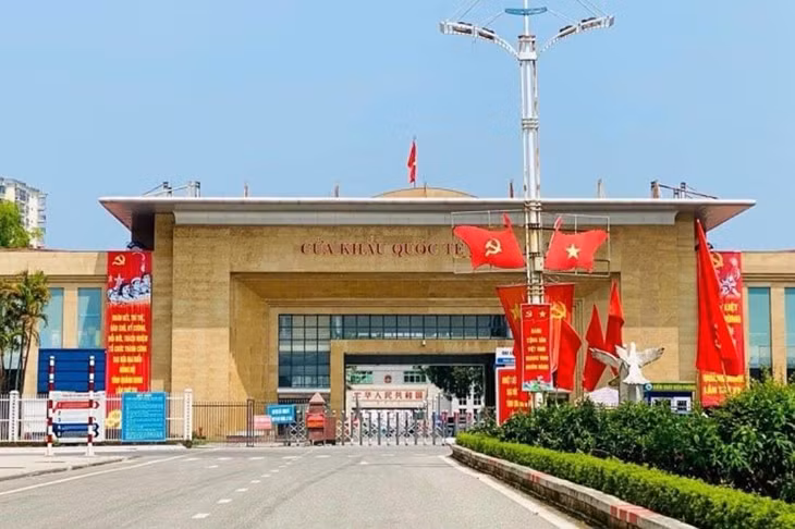 Cửa khẩu quốc tế Móng Cái có thể sắp mở lại hoạt động xuất nhập cảnh cho du khách