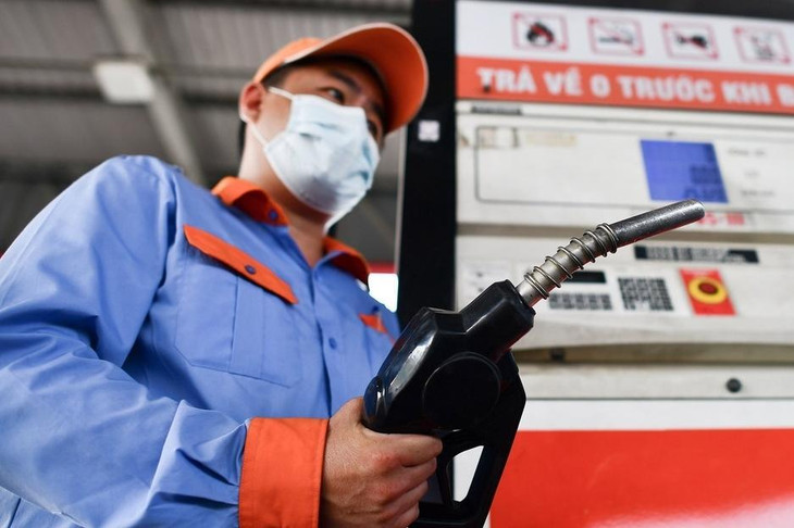 Mỗi lít xăng trong kỳ điều hành ngày 12/12 có thể giảm 1.200-1.500 đồng