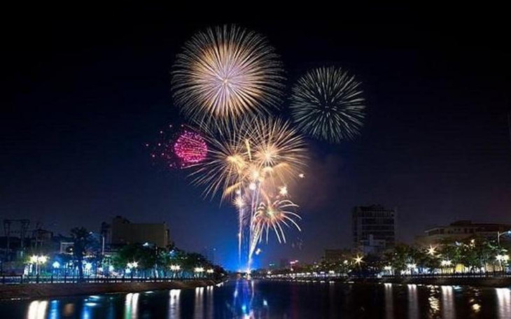 Đêm giao thừa chào năm mới Quý Mão 2023, TP. Hải Phòng sẽ tổ chức bắn pháo hoa tầm cao xen tầm thấp. Ảnh minh họa